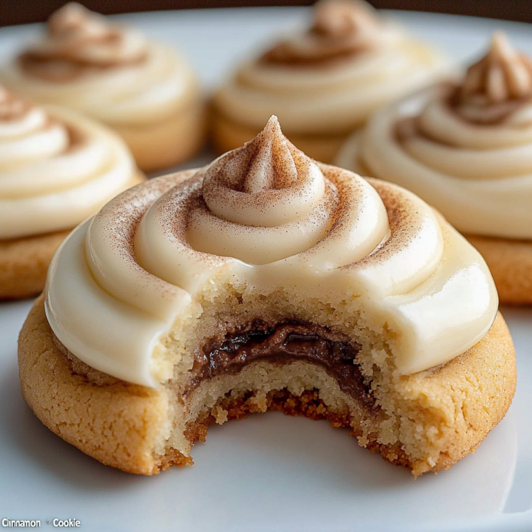 Cinnamon Roll Cookie